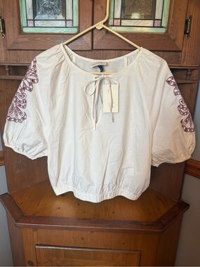 Universal Thread Embroidered Puff-Sleeve Crop Top XL